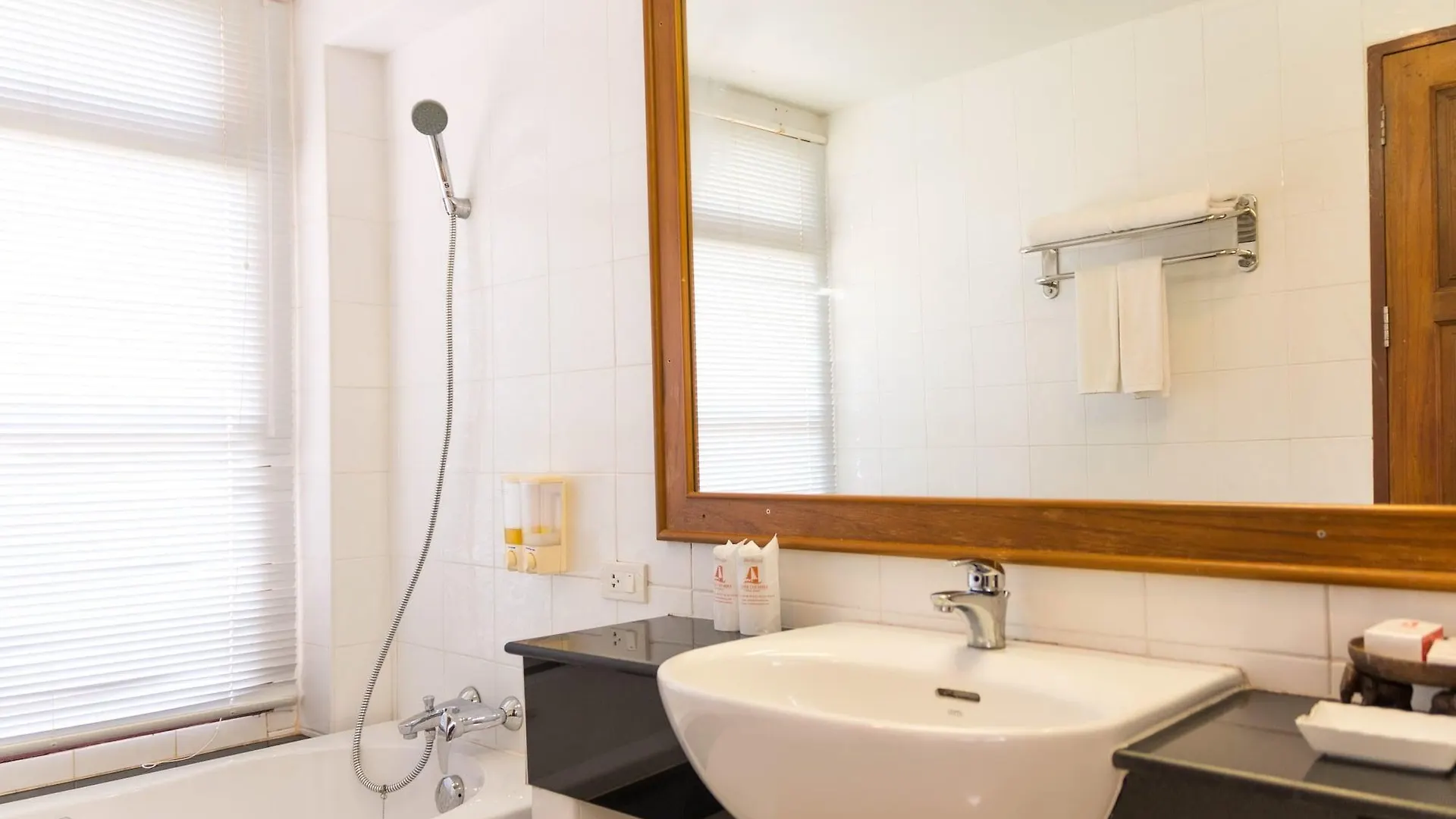 Lanta Casuarina Beach Resort - Sha Plus Ko Lanta