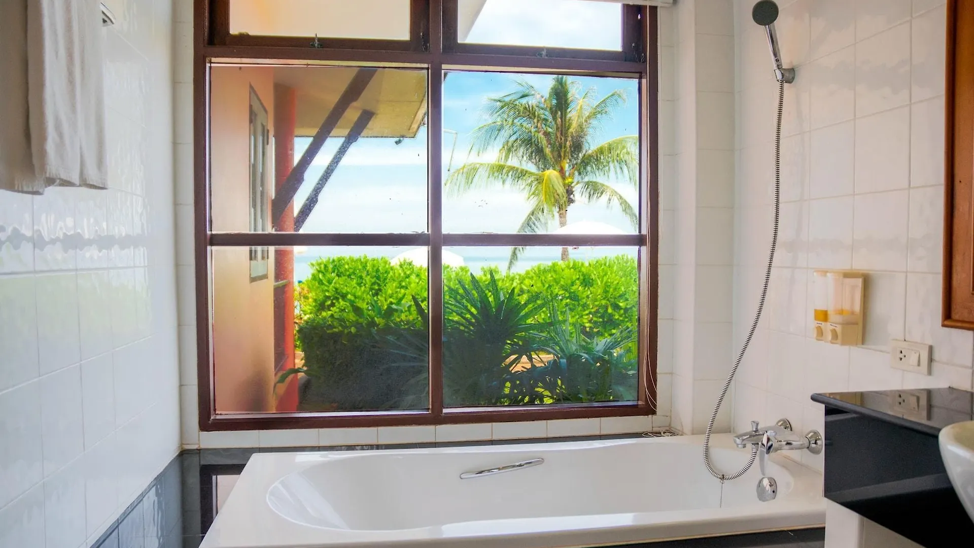 Lanta Casuarina Beach Resort - Sha Plus Koh Lanta Thailand