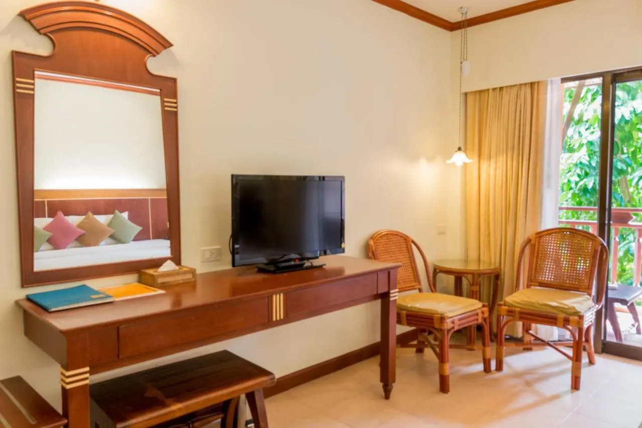 Lanta Casuarina Beach Resort - Sha Plus Koh Lanta 3*,